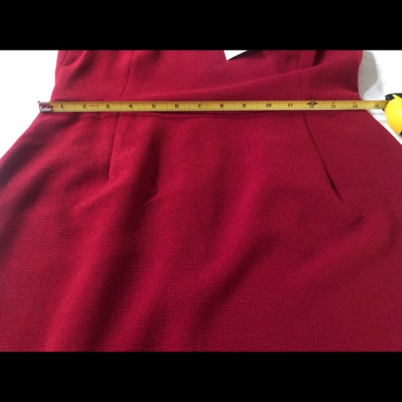 STOREE brand drop shoulder/cold shoulder dress - Picture 8 of 9